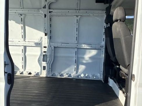 Used 2023 RAM ProMaster 2500 FWD image 22