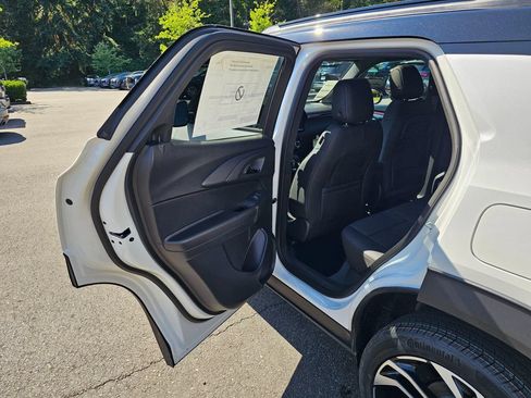 New 2026 Chevrolet TrailBlazer RS w/ Convenience Package AWD/4WD image 15