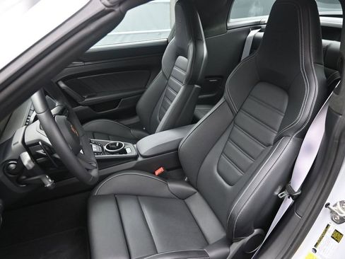 Certified 2025 Porsche 911 Targa 4 GTS AWD/4WD image 10
