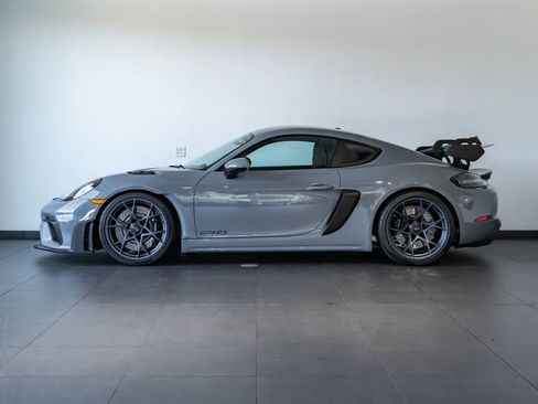 Used 2025 Porsche 718 Cayman GT4 RS RWD image 2