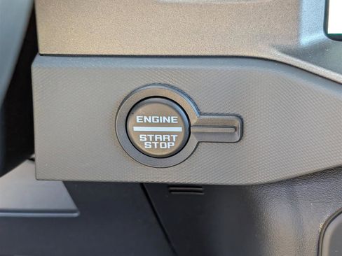 Used 2024 Ford Bronco Badlands image 24