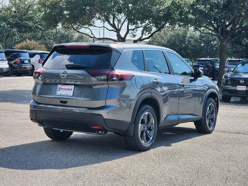 New 2026 Nissan Rogue SV image 3