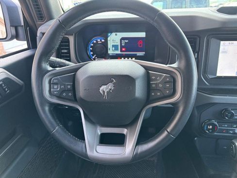 Used 2023 Ford Bronco Big Bend w/ Sasquatch Package AWD/4WD image 14