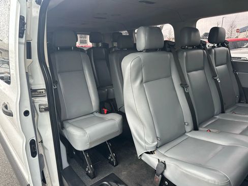 Used 2017 Ford Transit 350 XL image 12