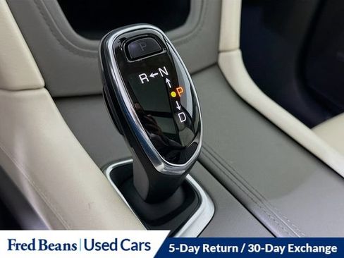 Used 2018 Cadillac XT5 Luxury w/ Driver Awareness Package AWD/4WD image 24