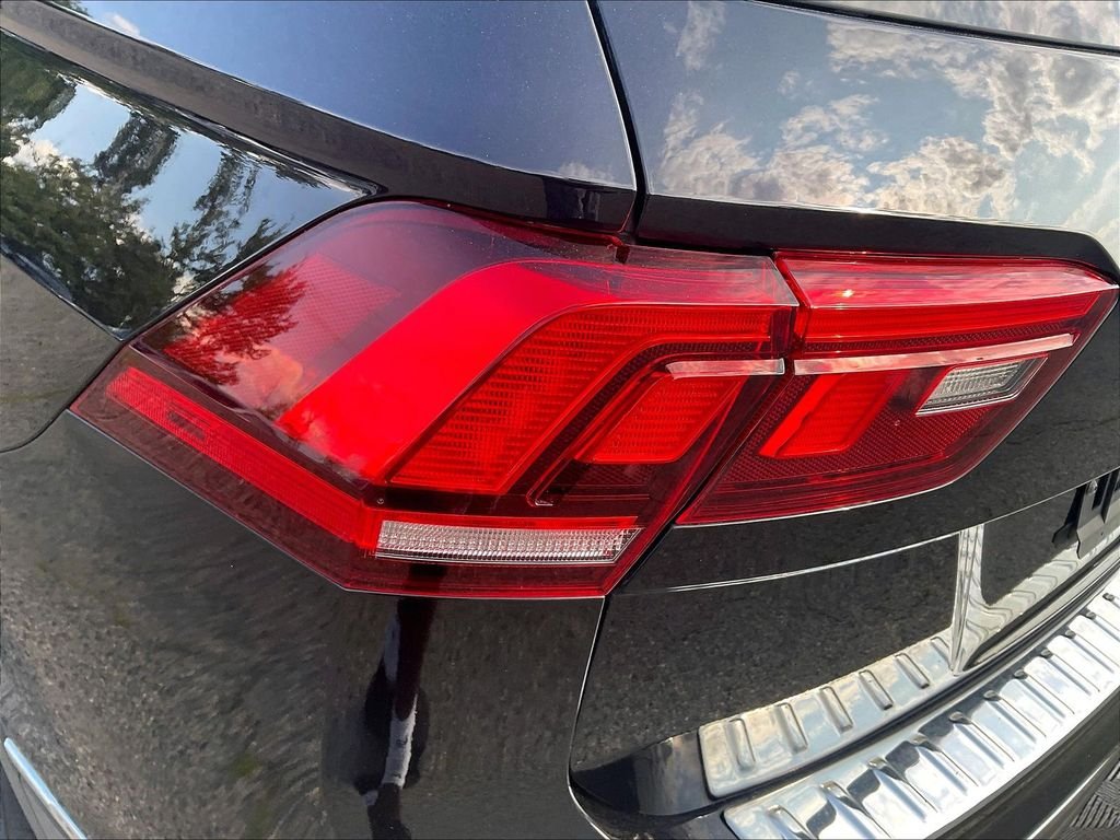 Used 2023 Volkswagen Tiguan S AWD/4WD image 33