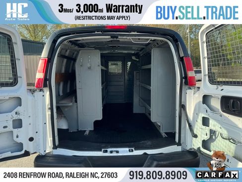 Used 2016 Chevrolet Express 2500 image 4