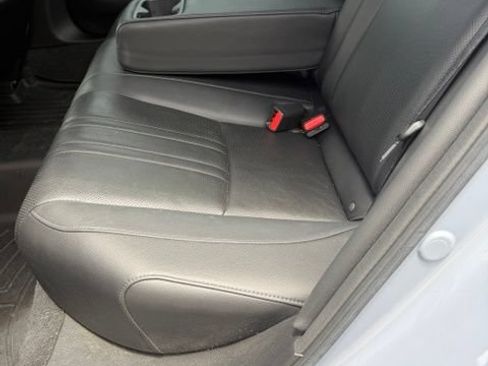 Certified 2022 Honda Accord Touring image 6