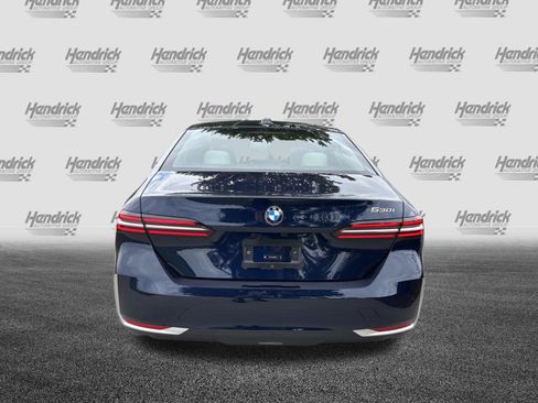Used 2026 BMW 530i w/ Premium Package RWD image 8