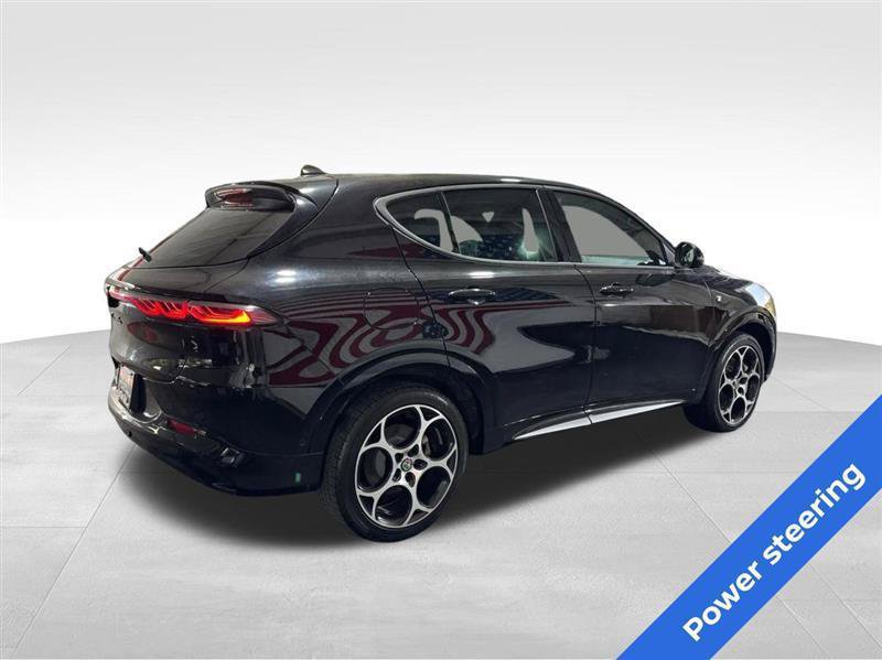 Used 2024 Alfa Romeo Tonale Ti AWD/4WD image 5