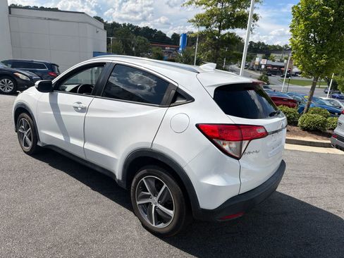 Used 2022 Honda HR-V EX image 8