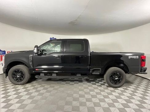 New 2026 Ford F250 Lariat w/ Black Appearance Package image 6