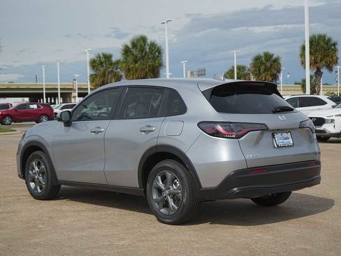 New 2026 Honda HR-V LX image 4