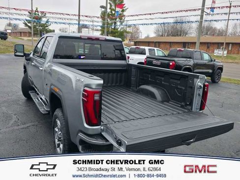 New 2026 GMC Sierra 2500 SLT w/ SLT Premium Package AWD/4WD image 9