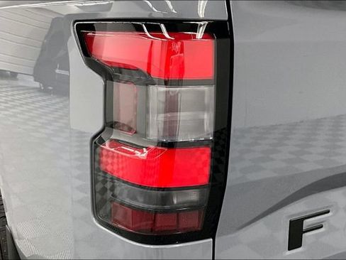 New 2026 Nissan Frontier SV w/ Tow Package AWD/4WD image 19