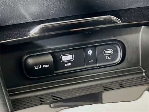 Used 2023 Kia Sportage EX w/ EX Premium Package image 21