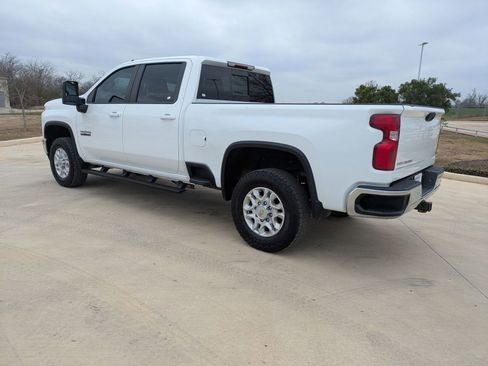 Used 2022 Chevrolet Silverado 2500 LT w/ Texas Edition image 6