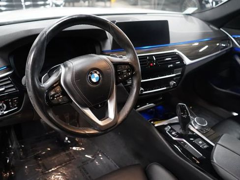 Used 2020 BMW 540i w/ Convenience Package RWD image 9