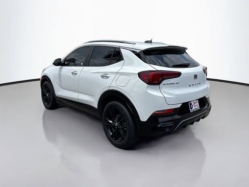 Used 2024 Buick Encore GX Sport Touring FWD image 4