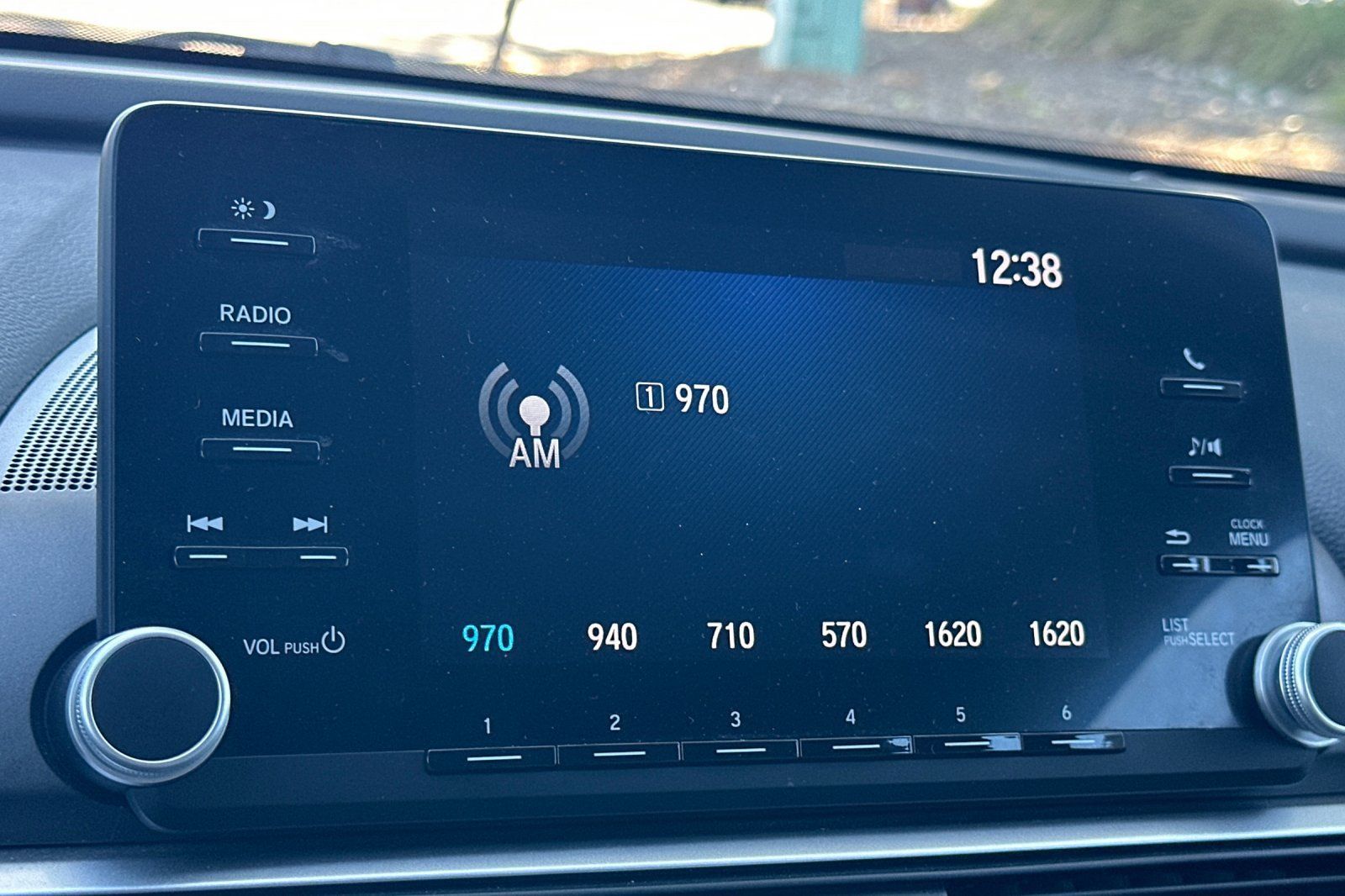 Used 2020 Honda Accord LX image 17