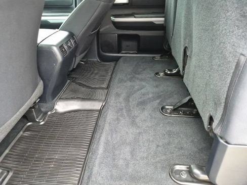 Used 2018 Toyota Tundra SR5 w/ SR5 Upgrade Package AWD/4WD image 41