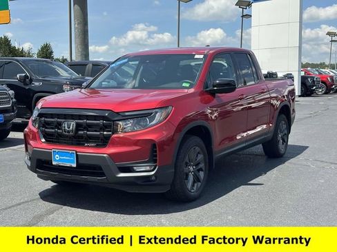 Used 2025 Honda Ridgeline Sport image 4