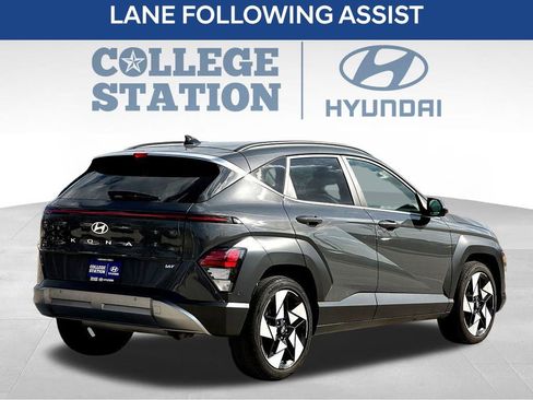 Used 2025 Hyundai Kona Limited image 10