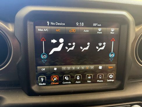 Used 2020 Jeep Wrangler Unlimited Sport S w/ Sun And Sound Package AWD/4WD image 25