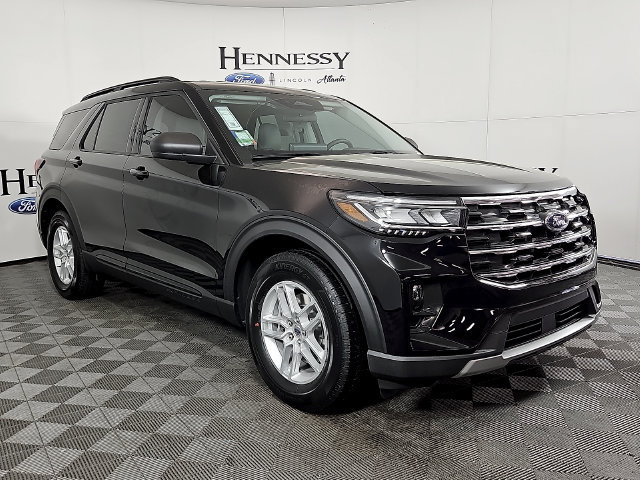 Used 2026 Ford Explorer Active w/ Active Comfort Package RWD image 4