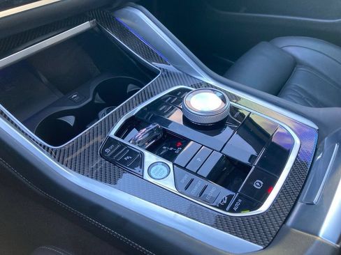Used 2025 BMW X6 M60i AWD/4WD image 24