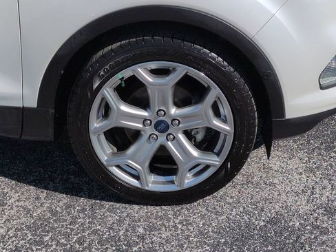 Used 2017 Ford Escape Titanium w/ Equipment Group 301A FWD image 11