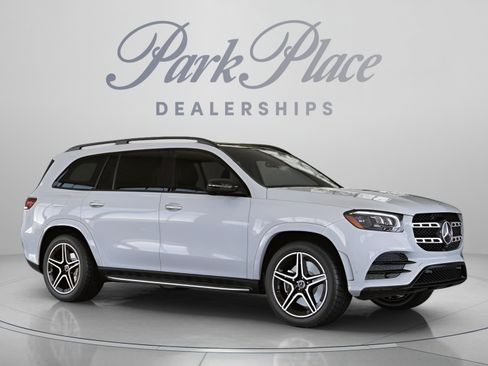 Used 2023 Mercedes-Benz GLS 450 4MATIC image 31