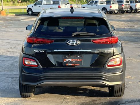 Used 2021 Hyundai Kona Ultimate w/ Cargo Package FWD image 7