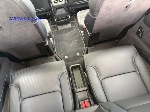 Used 2022 Volvo XC90 T8 Inscription w/ Advanced Package AWD/4WD image 16