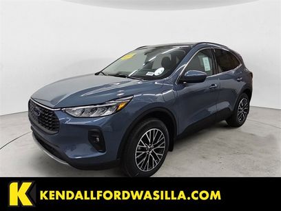 New 2025 Ford Escape SE w/ Class II Trailer Tow Package