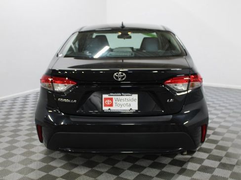 Used 2020 Toyota Corolla LE image 5