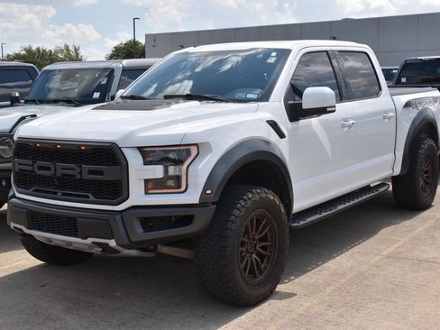 Used 2019 Ford F150 Raptor w/ Equipment Group 802A Luxury AWD/4WD image 2