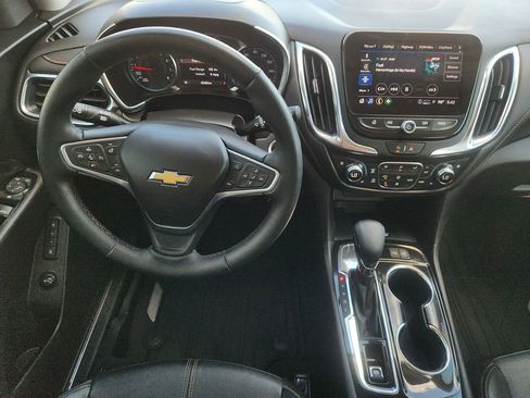 Used 2023 Chevrolet Equinox Premier FWD image 31