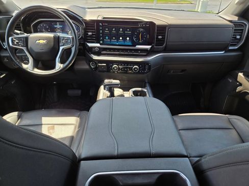 Used 2024 Chevrolet Silverado 1500 LTZ AWD/4WD image 16