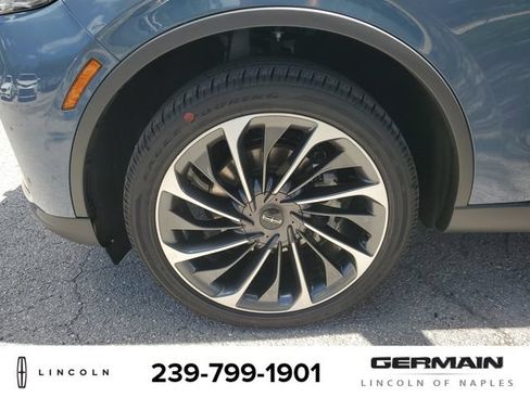 New 2026 Lincoln Aviator Reserve AWD/4WD image 12
