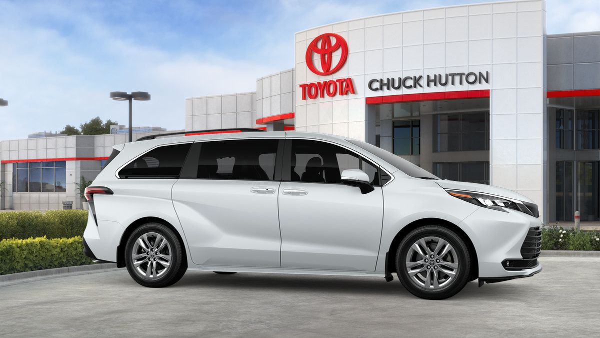 Certified 2026 Toyota Sienna XLE AWD/4WD image 49