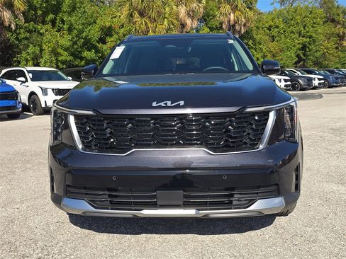 New 2026 Kia Sorento S image 3