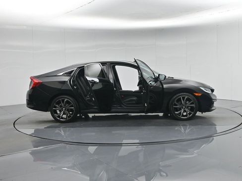 Used 2021 Honda Civic Sport image 4