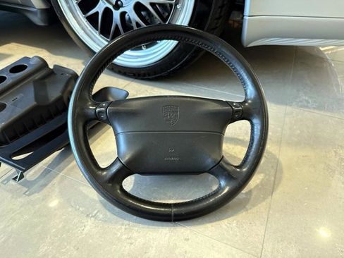 Used 1995 Porsche 911 Carrera image 24