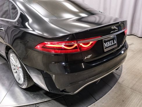 Used 2021 Jaguar XF S image 8