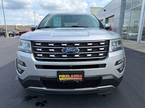 Used 2017 Ford Explorer Limited AWD/4WD image 3