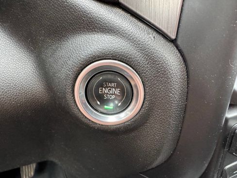 Used 2020 GMC Sierra 2500 Denali image 29