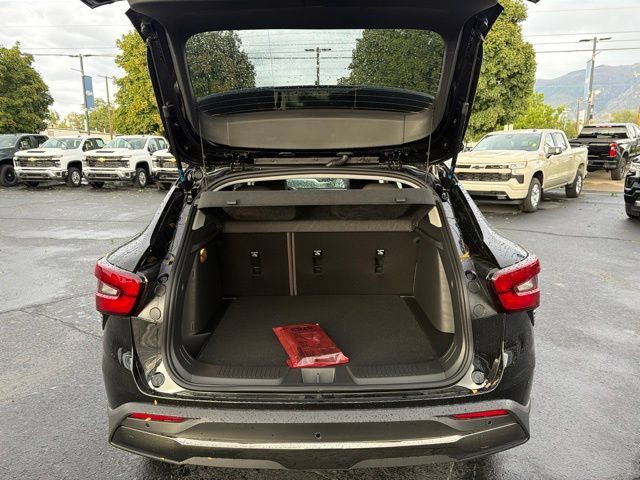 New 2026 Chevrolet Trax ACTIV w/ Driver Confidence Package FWD image 11