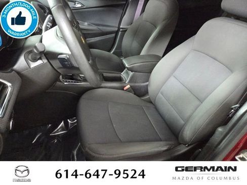 Used 2017 Chevrolet Cruze LT w/ Convenience Package image 19