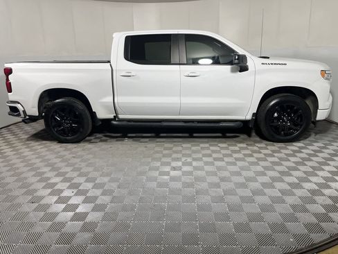 Used 2023 Chevrolet Silverado 1500 RST w/ Protection Package AWD/4WD image 9